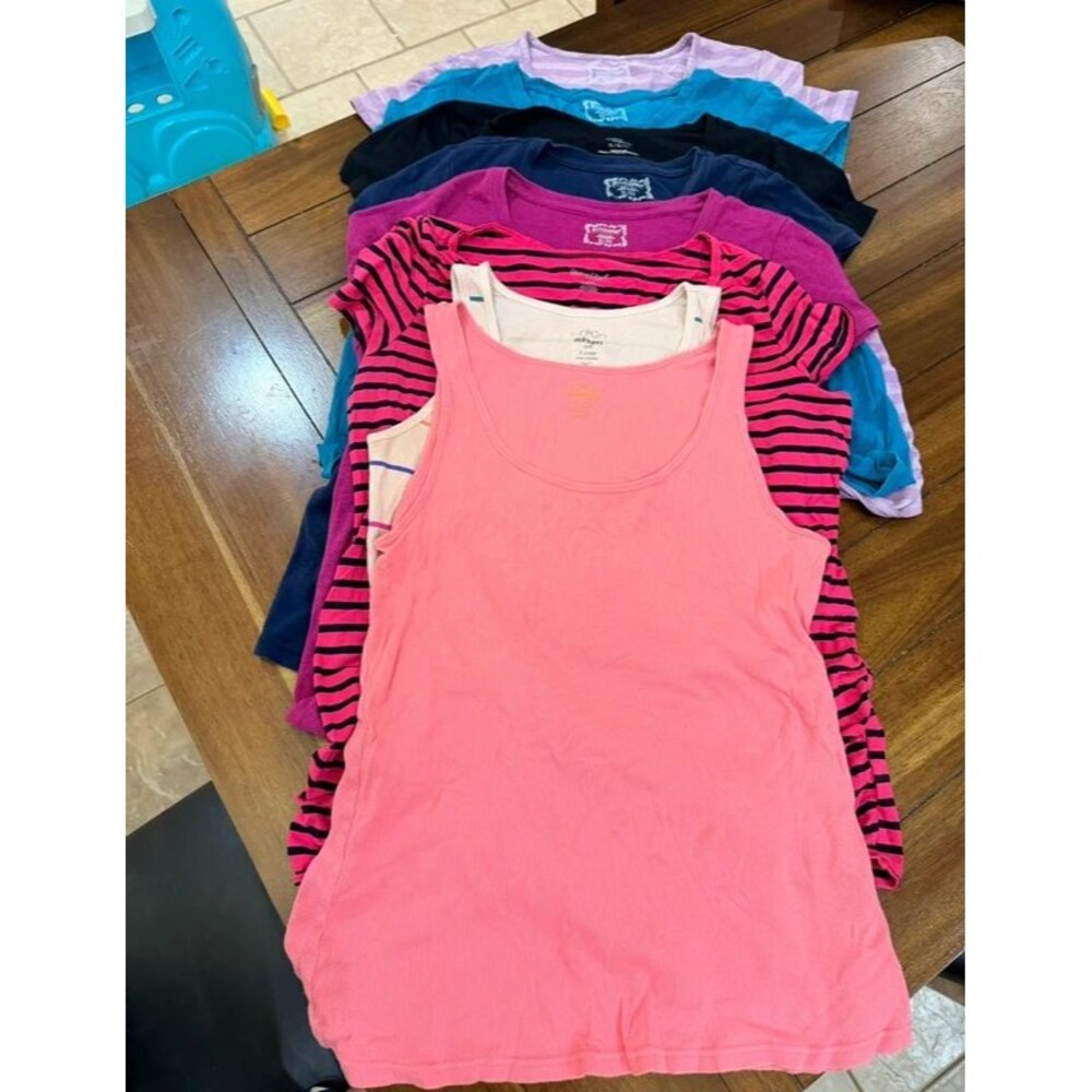 Maternity Essentials Bundle Size XL  8Piece Lot (Motherhood Maternity & Old Navy